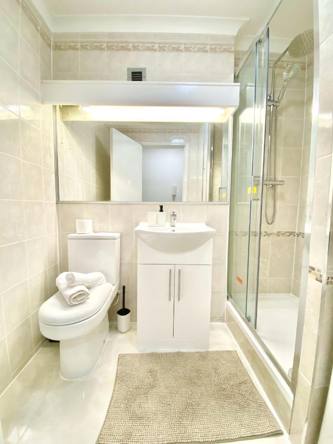 Apt - Balcony- Kensington-24 7 Security Londres Exterior foto